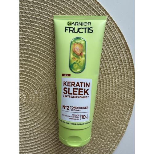 Garnier Fructis, Keratin Sleek, Conditioner (Odżywka do włosów suchych i puszących się) - opinie | zdjęcie do recenzji od JuliaDiwa - 1