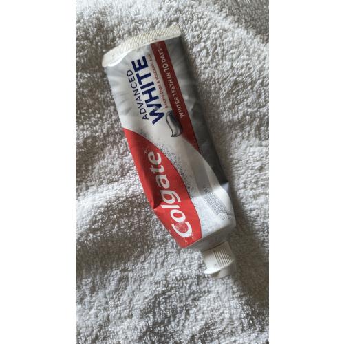 Colgate Advanced White (Pasta do zębów (nowa wersja)) - opinie | zdjęcie do recenzji od Ewafefka - 1