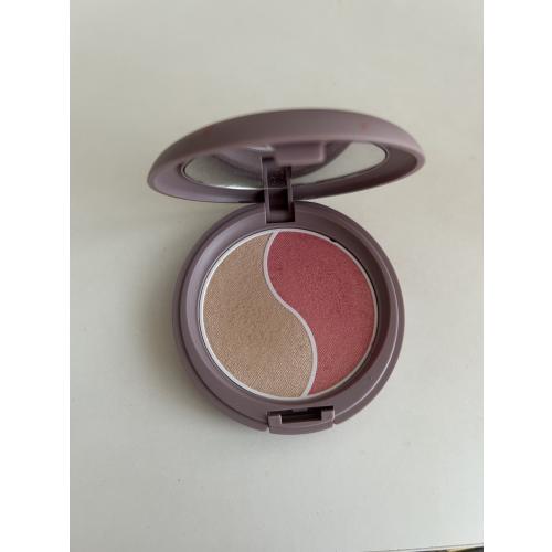 Paese Nanorevit, Glow Duo Effect nr 100 (Puder rozświetlający i róż do policzków) - opinie | zdjęcie do recenzji od juliadesigns - 1