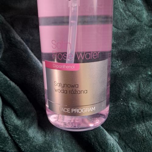 Bielenda Professional Satin Rose Water (Satynowa woda różana) - opinie | zdjęcie do recenzji od AnaSky - 4