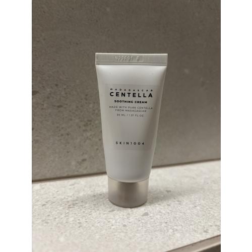 Skin1004 Madagascar, Centella Soothing Cream (Kojący krem do twarzy) - opinie | zdjęcie do recenzji od KarolinaKasp19 - 1