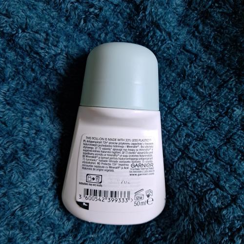Garnier Mineral, Antiperspirant Roll-on 72H Hyaluronic Care (Antyperspirant w kulce dla kobiet z kwasem hialuronowym) - opinie | zdjęcie do recenzji od AnaSky - 3