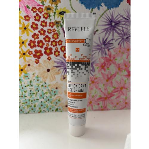 Revuele Vitanorm C + Energy, Anti-oxidant Face Cream (Krem antyoksydacyjny do twarzy na noc) - opinie | zdjęcie do recenzji od KarolinaKasp19 - 1