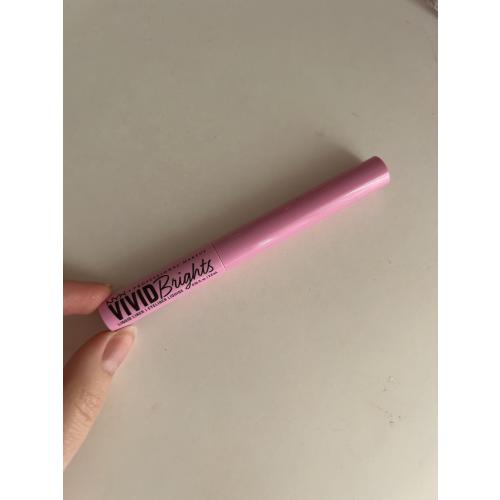 NYX Professional Makeup Vivid Brights, Liquid Liner (Eyeliner w płynie (nowa wersja)) - opinie | zdjęcie do recenzji od juliadesigns - 1