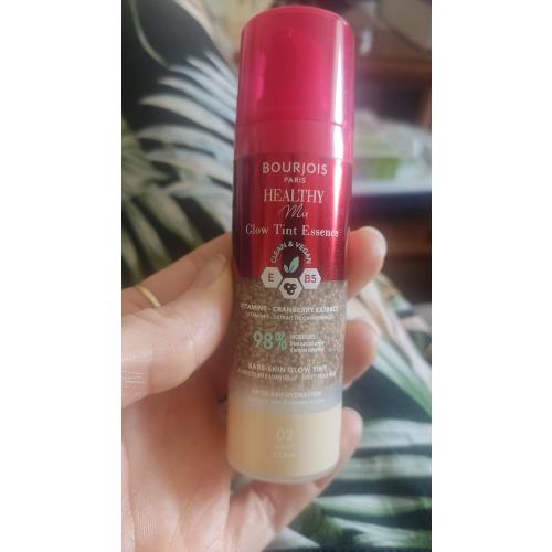Bourjois Healthy Mix, Glow Tint Essence (Esencja do twarzy wyrównująca koloryt) - opinie | zdjęcie do recenzji od Magdalena1385 - 1