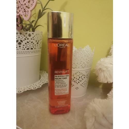 L'Oreal Paris Revitalift 5% Glycolic Acid Peeling Toner (Złuszczający tonik z kwasem glikolowym) - opinie | zdjęcie do recenzji od monnie7 - 1