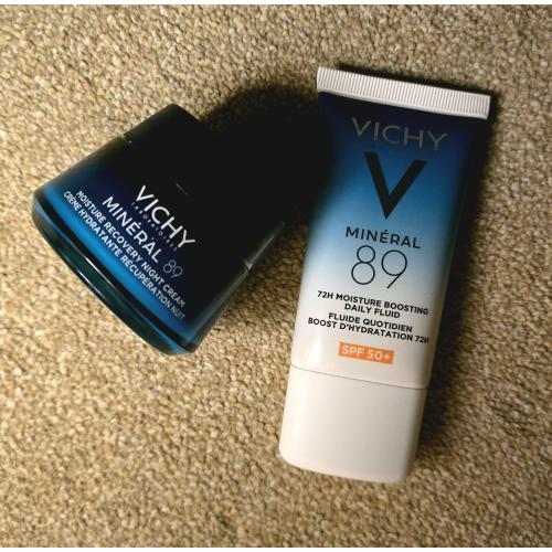 Vichy Mineral 89, Niewidoczny krem-fluid nawilżający 72h SPF 50+ - opinie | zdjęcie do recenzji od Jullieux