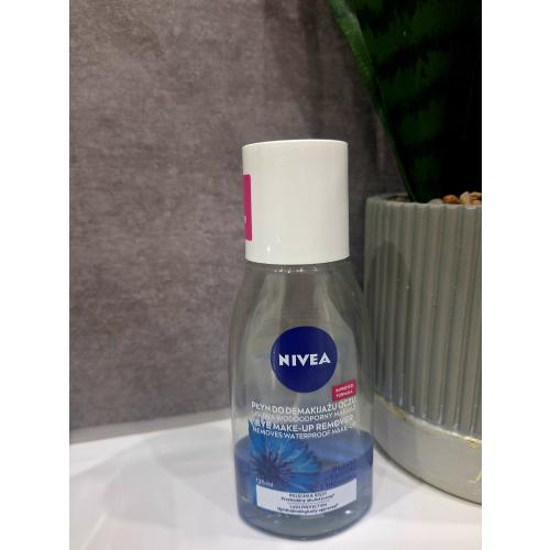 Nivea Eye Make-up Remover Biotin & Cornflower (Dwufazowy płyn do demakijażu oczu z biotyną i ekstraktem z bławatka (nowa wersja)) - opinie | zdjęcie do recenzji od agnieszka95z