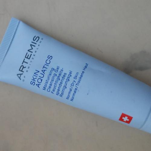 Artemis of Switzerland Skin Aquatics, Moisturising Cleansing Gel (Żel do mycia twarzy) - opinie | zdjęcie do recenzji od MoniaPasi