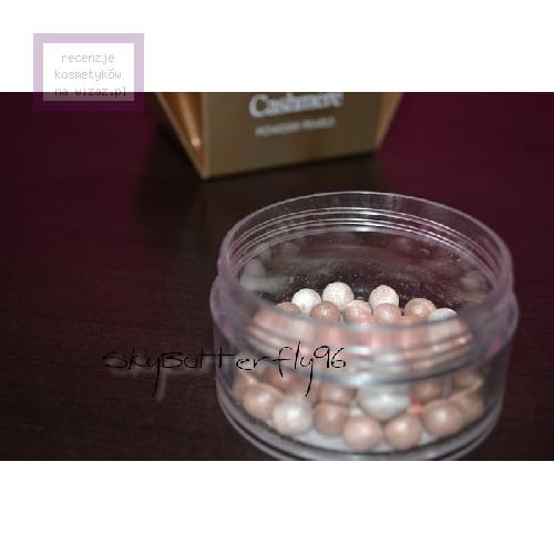 Cashmere Powder Pearls Nr 1 (Kaszmirowy puder rozświetlający w kulkach) - opinie | zdjęcie do recenzji od Kajamakefashion - 2