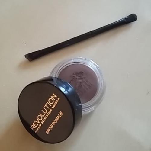 Revolution Beauty (Makeup Revolution) Brow Pomade (Pomada do brwi) - opinie | zdjęcie do recenzji od chocolat122 - 2