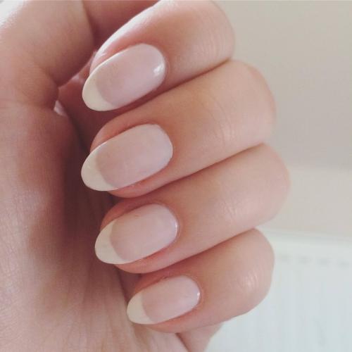 Sophin Vinyl Effect, Nail Polish (Lakier do paznokci z efektem winylu) - opinie | zdjęcie do recenzji od CosmQueen - 3