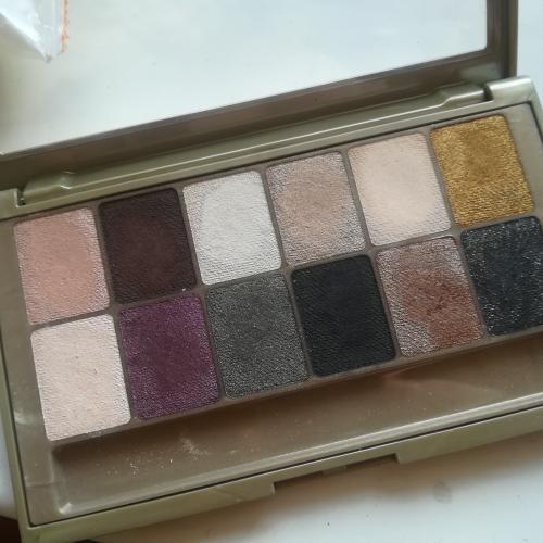 Maybelline New York The 24 K Nudes, Eyeshadow Palette (Paleta 12 cieni od powiek) - opinie | zdjęcie do recenzji od agya - 2