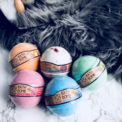Biolove Forget Me Not, Bath Bomb (Kula do kąpieli `Niezapominajka`) - opinie | zdjęcie do recenzji od TinaHa