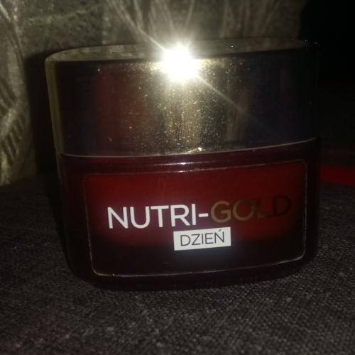 L'Oreal Paris Nutri - Gold, Nawilżająca terapia odżywcza na dzień - opinie | zdjęcie do recenzji od cieniawskad2
