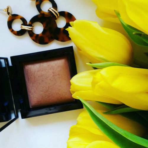 bareMinerals Invisible Bronze (Puder brązujący do twarzy) - opinie | zdjęcie do recenzji od weroncia85