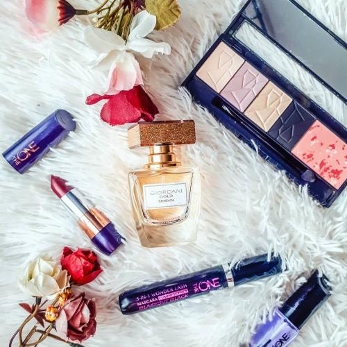 Oriflame The One, Make-Up Pro Marble Blend Blush (Róż do policzków) - opinie | zdjęcie do recenzji od paulisia45