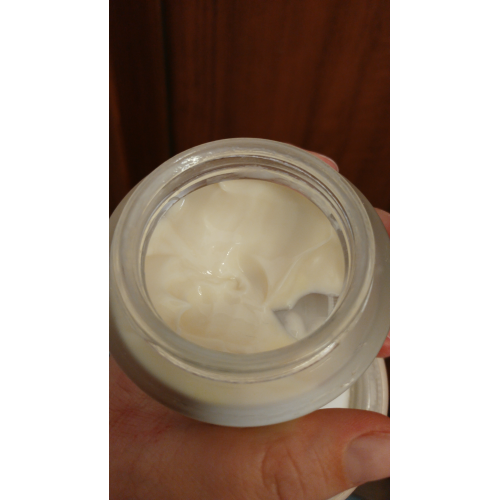 Sesderma C-Vit Moistrurizing Facial Cream (Krem nawilżający do twarzy 3% witaminy C (stara wersja)) - opinie | zdjęcie do recenzji od Aneta_Ch - 2
