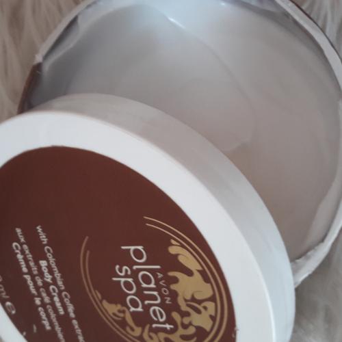 Avon Planet Spa, Fantastically Firming, Body Cream (Regenerująco - ujędrniające masło do ciała) - opinie | zdjęcie do recenzji od dracella333