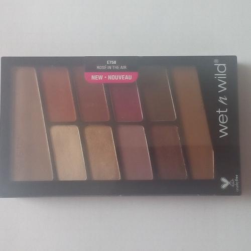 Wet n Wild Color Icon, Rose in the Air, Eyeshadow Palette (Paleta 10 cieni do powiek) - opinie | zdjęcie do recenzji od bbozenka - 1