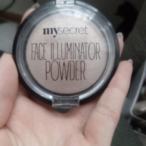 My Secret Sparkling Beige, Face Illuminator Powder (Wypiekany puder rozświetlający) - opinie | zdjęcie do recenzji od Andzia_91 - 1