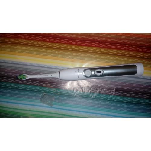 Philips Sonicare FlexCare +, Soniczna szczoteczka do zębów HX6921/06 - opinie | zdjęcie do recenzji od malutka20123 - 1