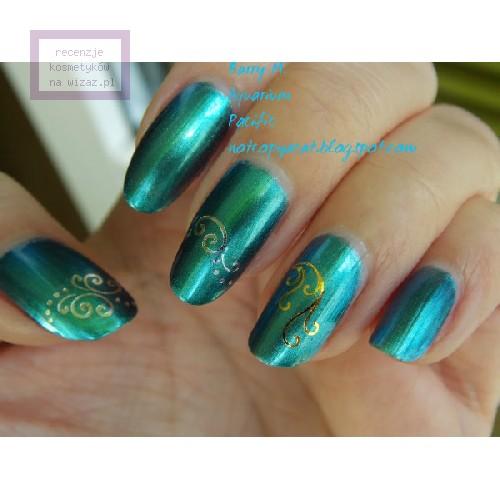 Barry M Aquarium Nail Paint (Opalizujący lakier do paznokci) - opinie | zdjęcie do recenzji od LillyS - 4