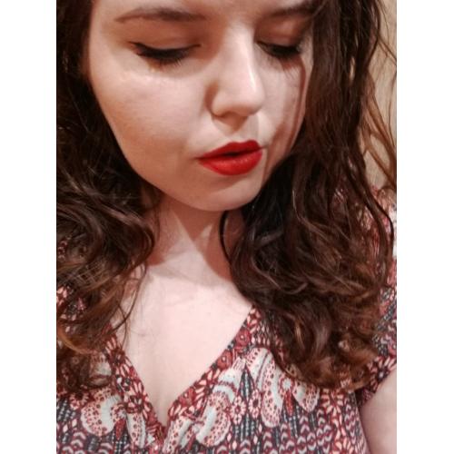 Kat Von D Studded Kiss Lipstick (Długotrwała szminka do ust) - opinie | zdjęcie do recenzji od dastiinqa - 4