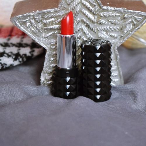Kat Von D Studded Kiss Lipstick (Długotrwała szminka do ust) - opinie | zdjęcie do recenzji od dastiinqa - 5
