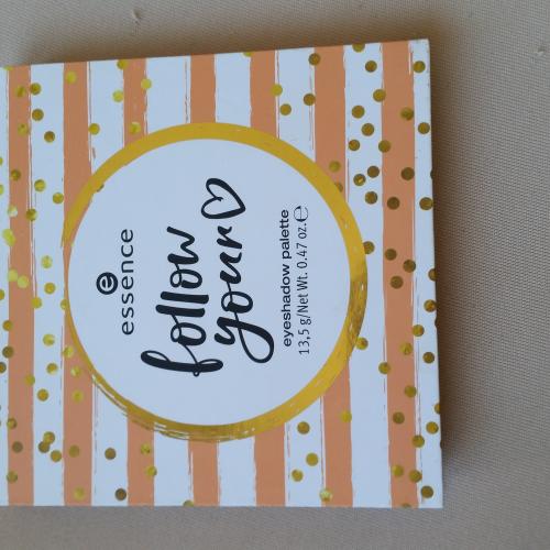 Essence Follow Your Heart, Eyeshadow Palette (Paleta cieni do powiek) - opinie | zdjęcie do recenzji od weroncia85 - 4