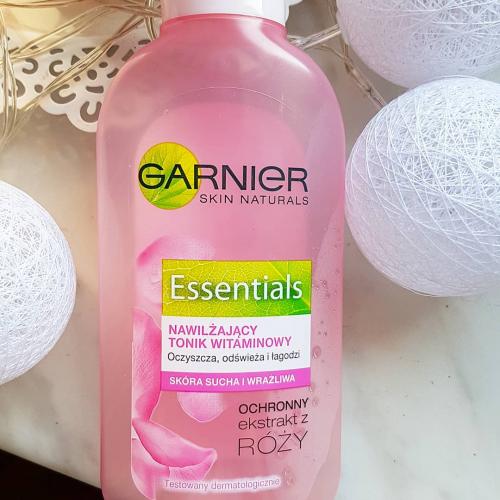 Garnier Essentials, Tonik witaminowy z różą do skóry suchej i wrażliwej - opinie | zdjęcie do recenzji od Kosmetynka