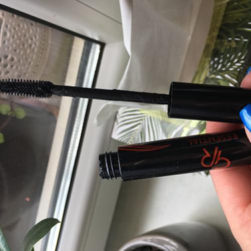 Golden Rose Essential Waterproof Volume Mascara (Wodoodporny tusz do rzęs pogrubiający) - opinie | zdjęcie do recenzji od Kasix003 - 1