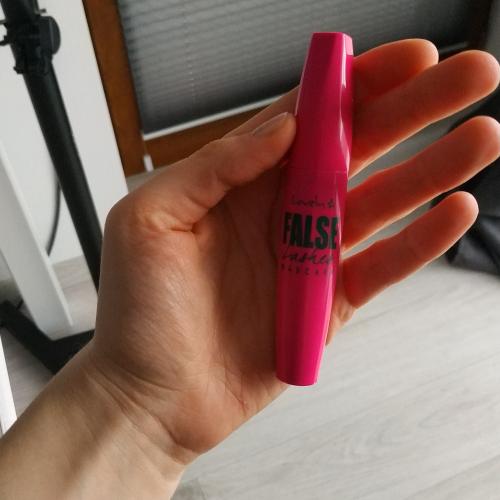 Lovely False Lashes Mascara (Tusz dający efekt sztucznych rzęs) - opinie | zdjęcie do recenzji od Stoneface0