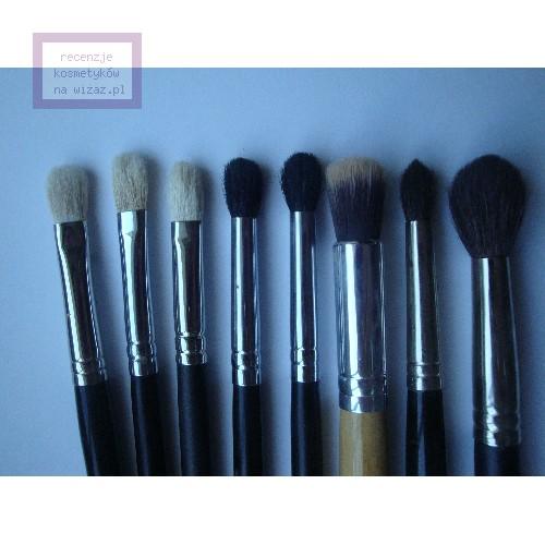 Everyday Minerals Eye Kabuki Brush (Pędzel do aplikacji cieni) - opinie | zdjęcie do recenzji od scrabble1 - 5