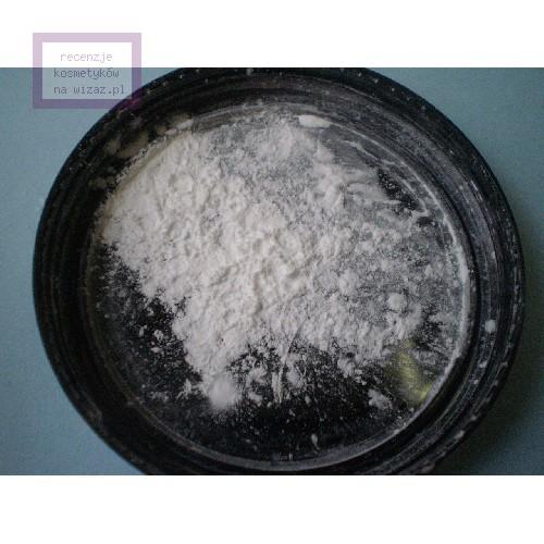 Catrice Prime and Fine, Translucent Loose Powder (Sypki puder transparentny z efektem matującym) - opinie | zdjęcie do recenzji od anna996 - 1