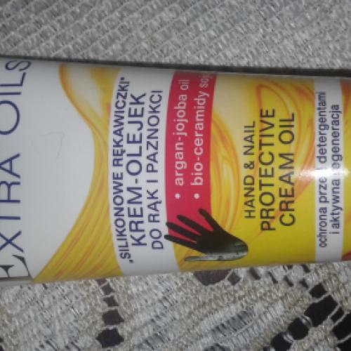 Perfecta Extra Oils, Krem - olejek do rąk, paznokci i skórek 'Silikonowe rękawiczki' (stara wersja) - opinie | zdjęcie do recenzji od KITKA_23 - 1