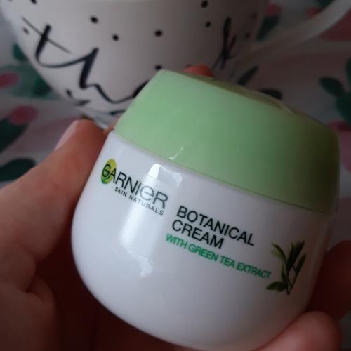 Garnier Skin Naturals [Skinactive],  Green Tea Detox, Botanical  Day Cream with Green Tea (Nawilżający krem do twarzy) - opinie | zdjęcie do recenzji od kawowagosia39