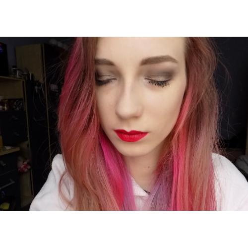 Delia Liquid Lipstick Matt&Long Lasting (Trwała matowa płynna pomadka) - opinie | zdjęcie do recenzji od ksanaru - 3