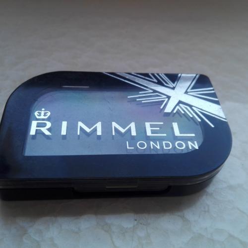 Rimmel Glam` Eyes Mono Eyeshadow (Pojedyncze cienie do powiek) - opinie | zdjęcie do recenzji od Kleo99
