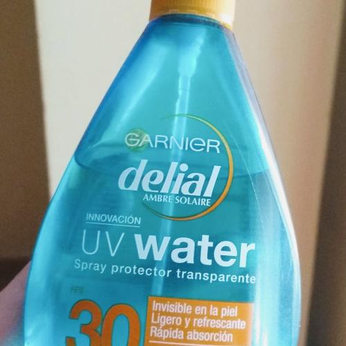 Garnier Ambre Solaire, UV Water  Transparent Protecting Spray SPF 30 (Spray ochronny o lekkiej formule) - opinie | zdjęcie do recenzji od olivia_sara_granatowski - 2