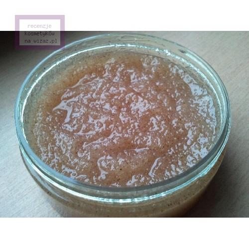 Love Me Green Organic Energising Body Scrub (Organiczny energetyzujący scrub - peeling do ciała) - opinie | zdjęcie do recenzji od eef345cd0671026782d474d4094769bf0c541a80_5e38b41cd8d51 - 4