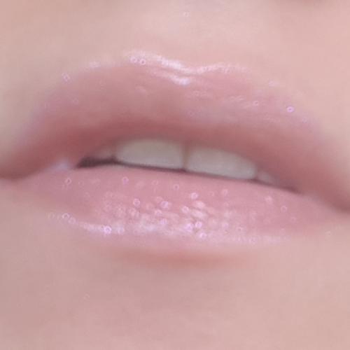 Estee Lauder Pure Color, Love Liquid Lip (Pomadka do ust) - opinie | zdjęcie do recenzji od Iwona_C - 5