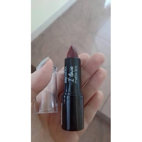 My Secret I Love Matte Lips (Matowa pomadka do ust) - opinie | zdjęcie do recenzji od ziomaska