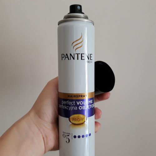 Pantene Pro-V, Perfect Volume, Hairspray (Perfekcyjna Objętośc, Lakier do włosów [Większa Objętość, Lakier do włosów]) - opinie | zdjęcie do recenzji od martus2803