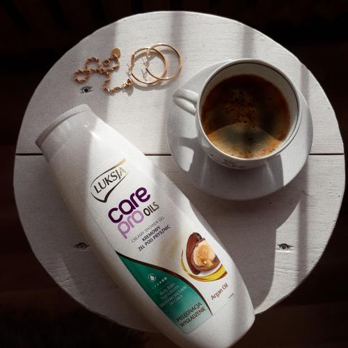 Luksja Care Pro Oils, Kremowy żel pod prysznic `Argan Oil` - opinie | zdjęcie do recenzji od patrycja_em