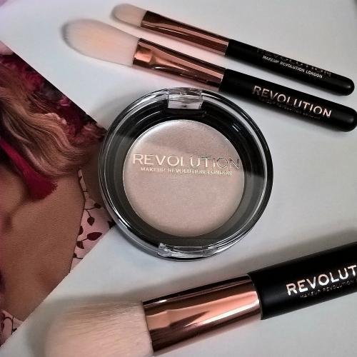 Revolution Beauty (Makeup Revolution) Ultra Strobe Balm (Rozświetlacz w kremie) - opinie | zdjęcie do recenzji od intermanka - 2