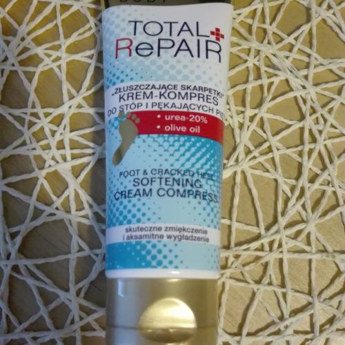 Perfecta Body, Total Repair, Krem - kompres do stóp i pękających pięt - opinie | zdjęcie do recenzji od rosiecka