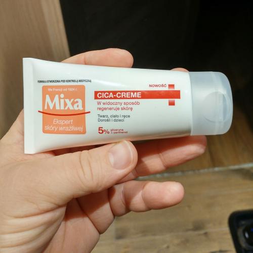 Mixa Cica - Creme, Krem regenerujący 5% gliceryna + pantenol - opinie | zdjęcie do recenzji od mahisna