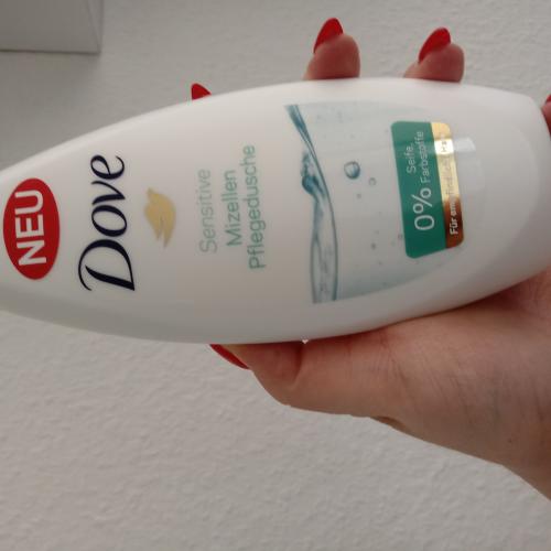 Dove Sensitive Skin Micellar Water Shower Gel (Żel micelarny pod prysznic) - opinie | zdjęcie do recenzji od redcarpet93 - 2