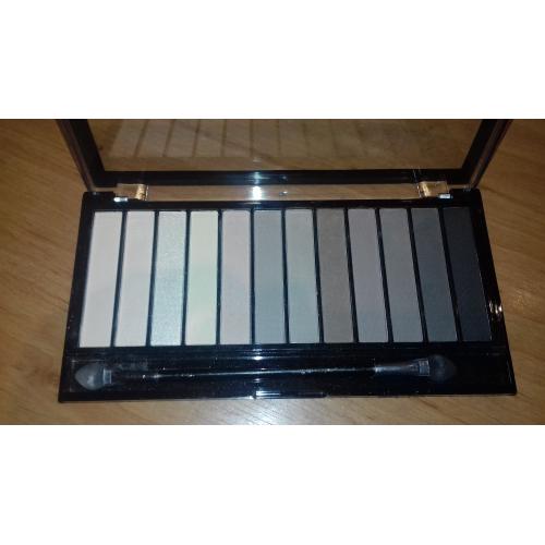 Revolution Beauty (Makeup Revolution) Iconic Elements, Eyeshadow Palette (Paleta 12 cieni do powiek) - opinie | zdjęcie do recenzji od NATALA5214
